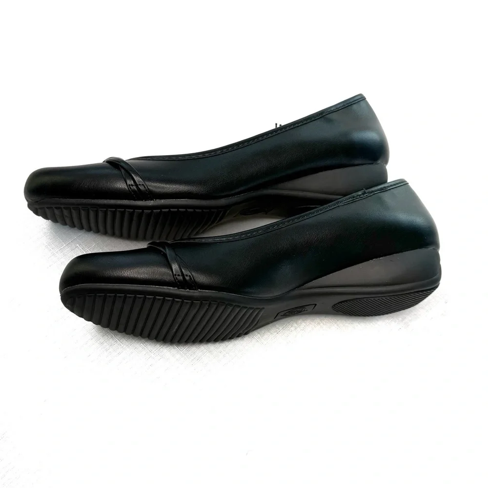 Life Stride Black Ballet Shoes Faux Leather Simply Comfort NWT Size 8.5 Wide